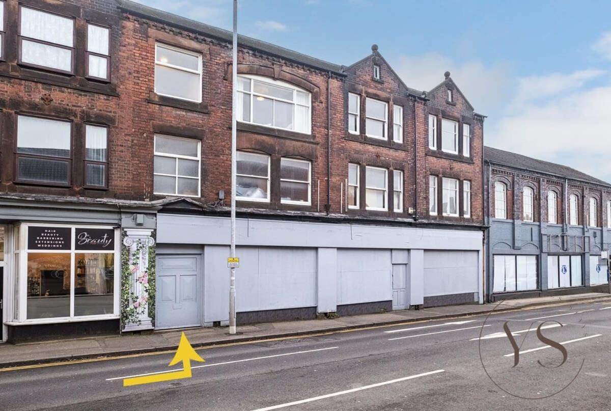 Sienna Longton Studio 2C - Wi-Fi, Alton Towers, Netflix Stoke-on-Trent Exterior photo